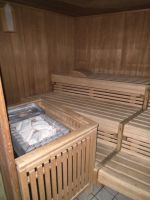 Saunakabine Holz mit Ofen gebraucht guter Zustand.