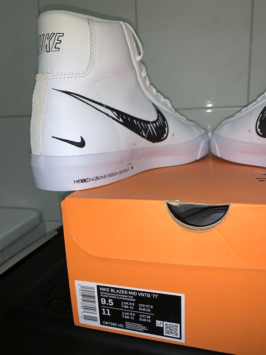 Nike Scarpe da uomo: Nike Blazer Mid 77 Grösse EU 43 – Nuovo e nell'imballaggio originale da Tuggen venduto da Kawest0 4