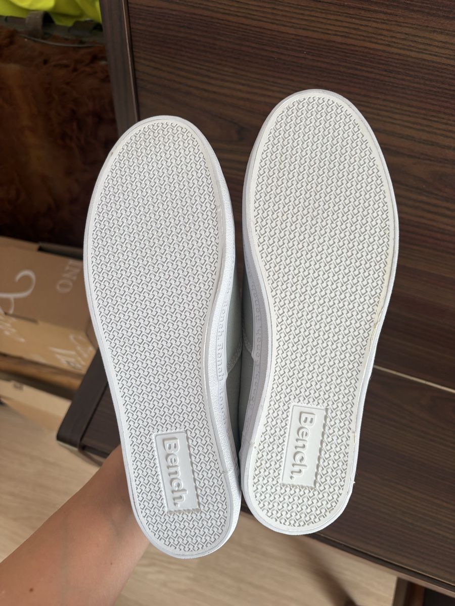 Bench Damenschuhe: Baskets Bench gris clair état neuf – Neu (gemäss Beschreibung) aus Torgon von k-ro919 1
