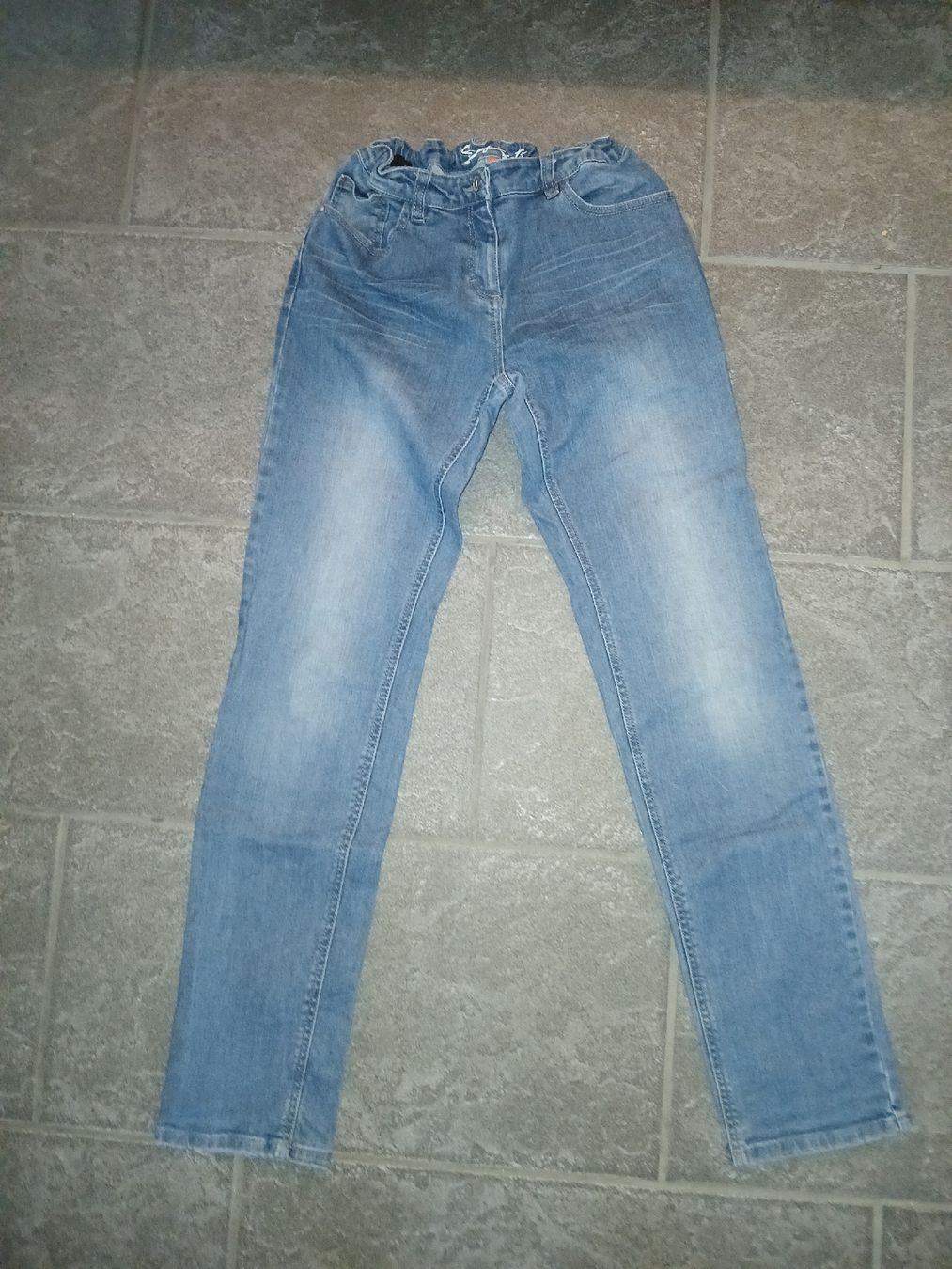 Pantalons: jeans 170  – D'occasion à recherswil par papamoll71