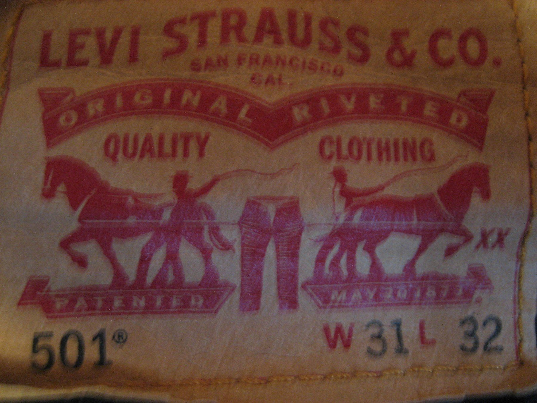 Levi's Jeans: Levi's 501 W31 L32 – Nuovo (secondo la descrizione) da Delémont venduto da marryb 3