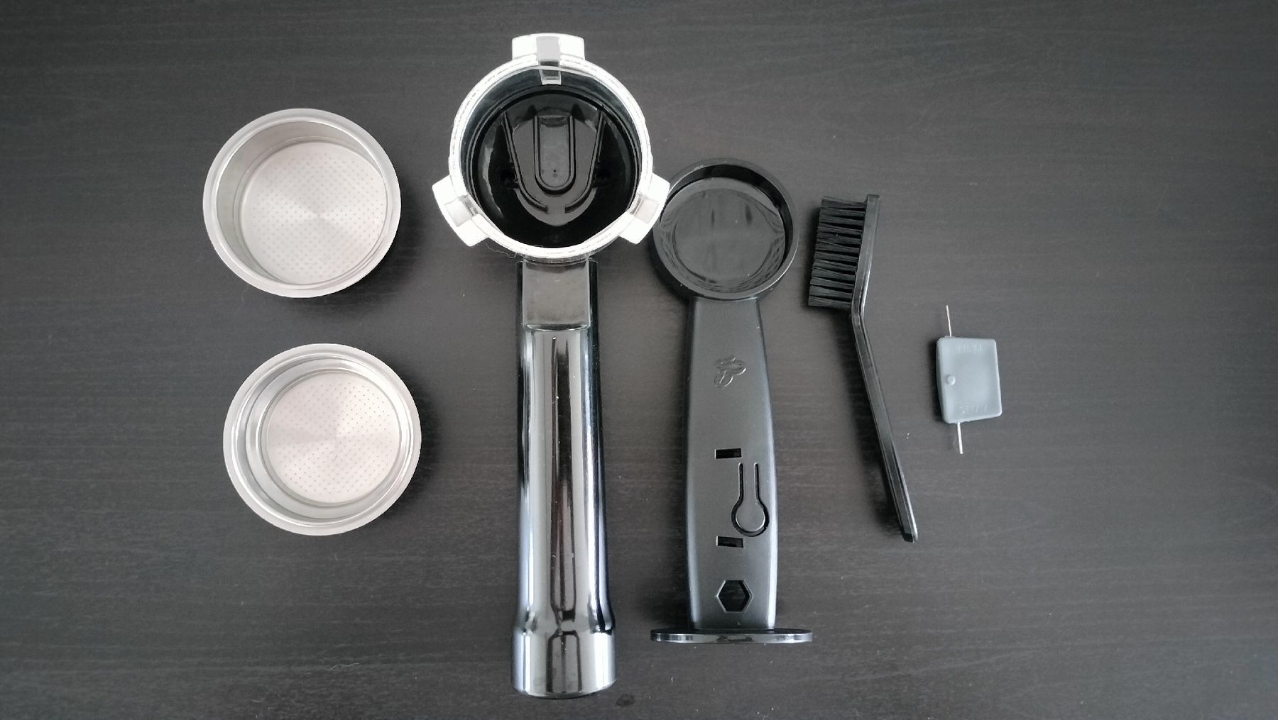 Tchibo Macchine per caffè & Macchine per espresso: Siebträgermaschine – Nuovo (secondo la descrizione) da Ittigen venduto da JoJoe 4