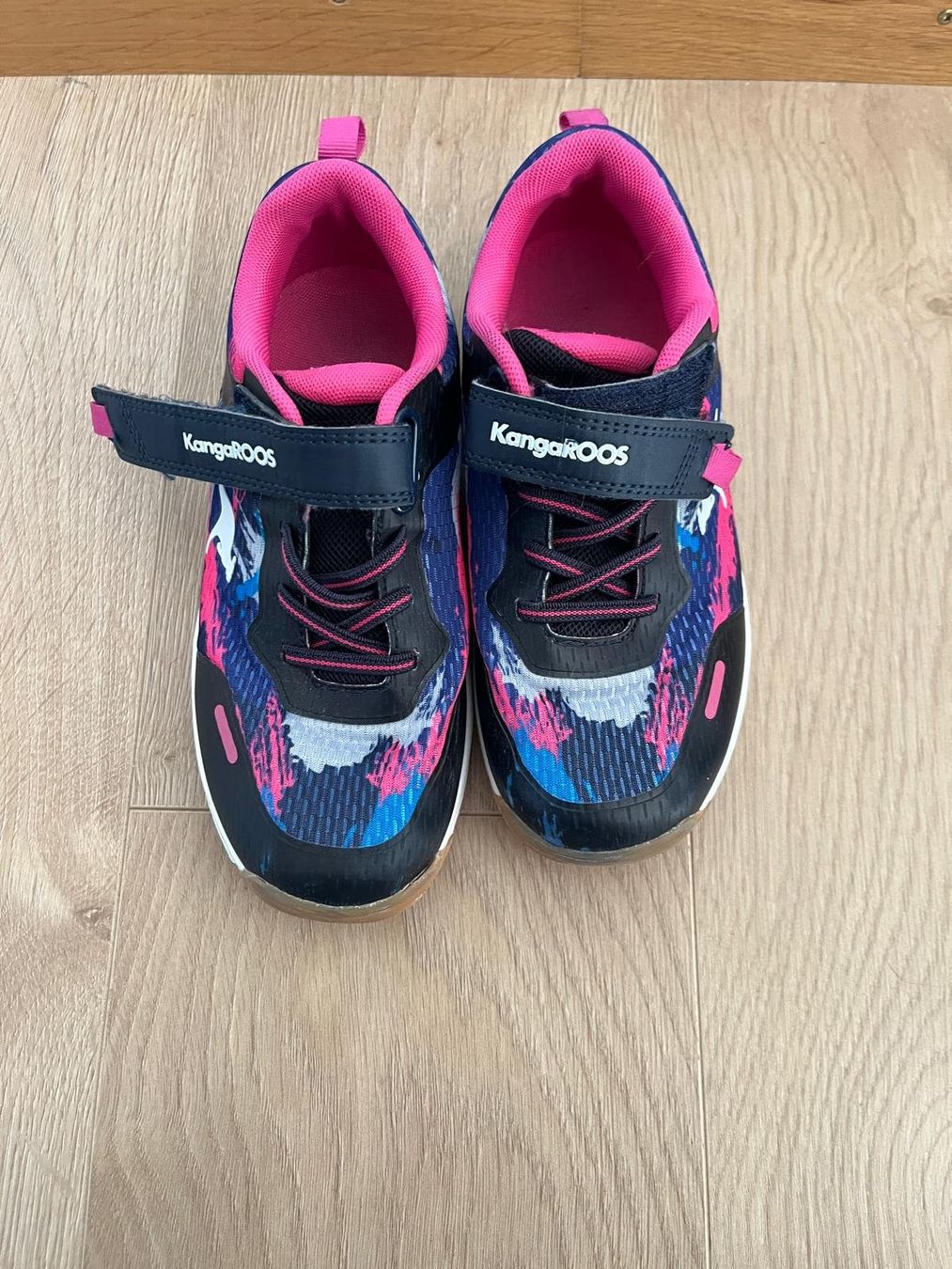 Scarpe per ragazze: Hallen Turnschuhe – Usato da Witterswil venduto da Zeraph