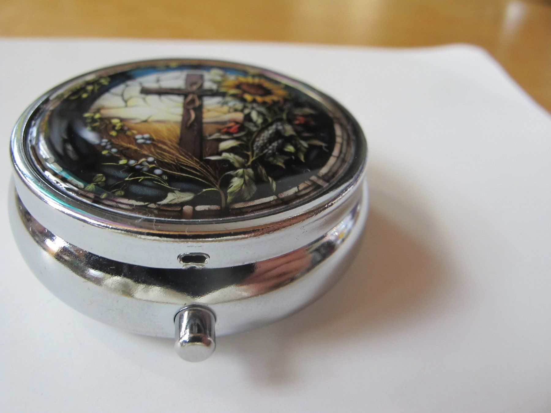 Sonstige Kosmetik & Pflege: Schmuckdose Pillendose rund Metallbox mit Spiegel – Neu (gemäss Beschreibung) aus Löhningen von Chimae67 2