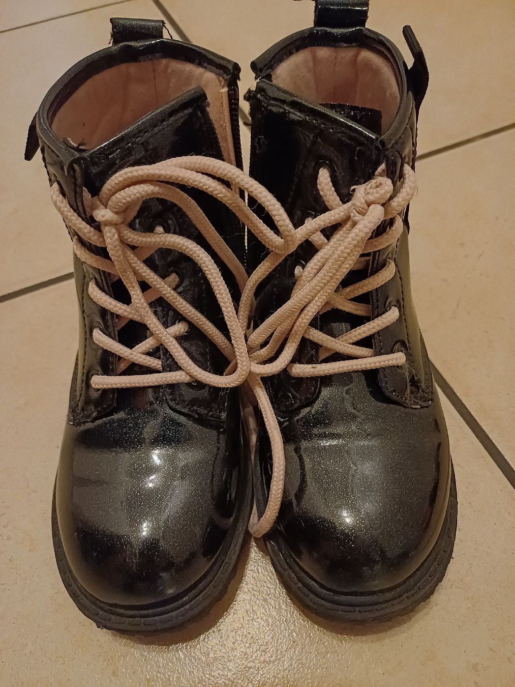 Schuhe für Mädchen: Schwarze Elsa Boots Gr. 28 – Gebraucht aus Windlach von lanuj