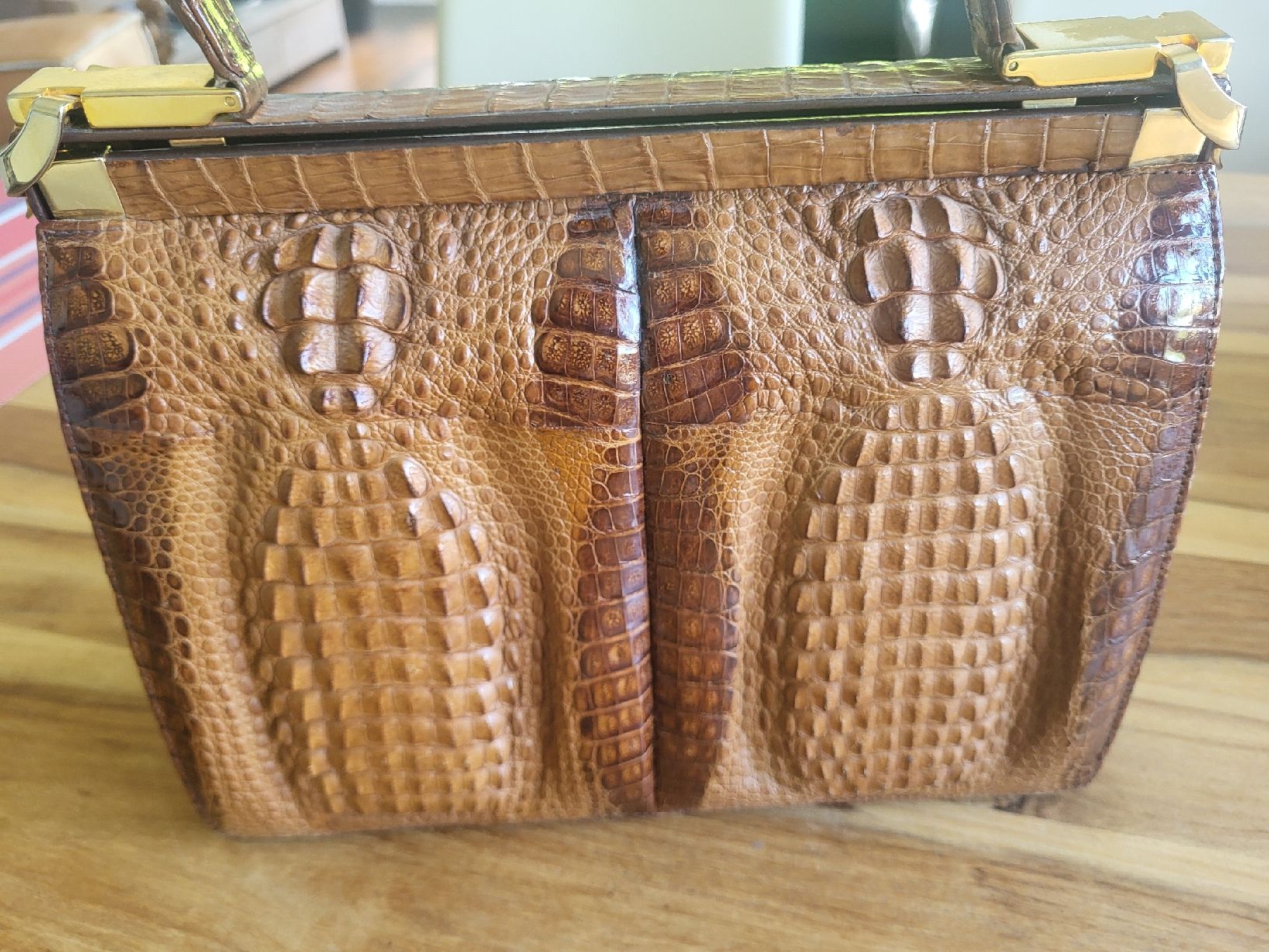 Borse da donna: Exquisite Handtasche Krokodilledesign, nicht echt – Nuovo (secondo la descrizione) da Dübendorf venduto da rol_fm6d 1