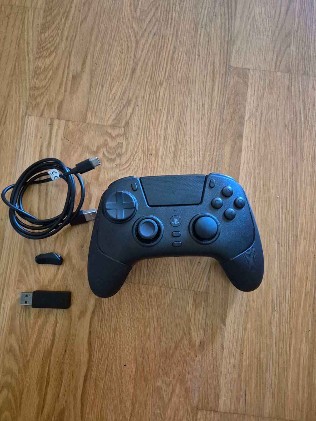 Razer Controller: Razer Raiju V3 Pro Controller – Usato da Bern venduto da Belly01