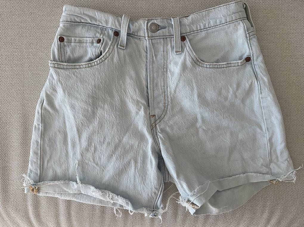 Jeans: Levi's Shorts – Usato da Waldkirch venduto da grabli