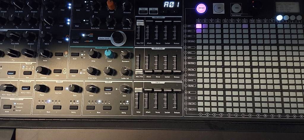 Strumenti musicali: Analog Synthesizer MatrixBrute - Excellent condition – Usato da Kloten venduto da kyl_n27k 3