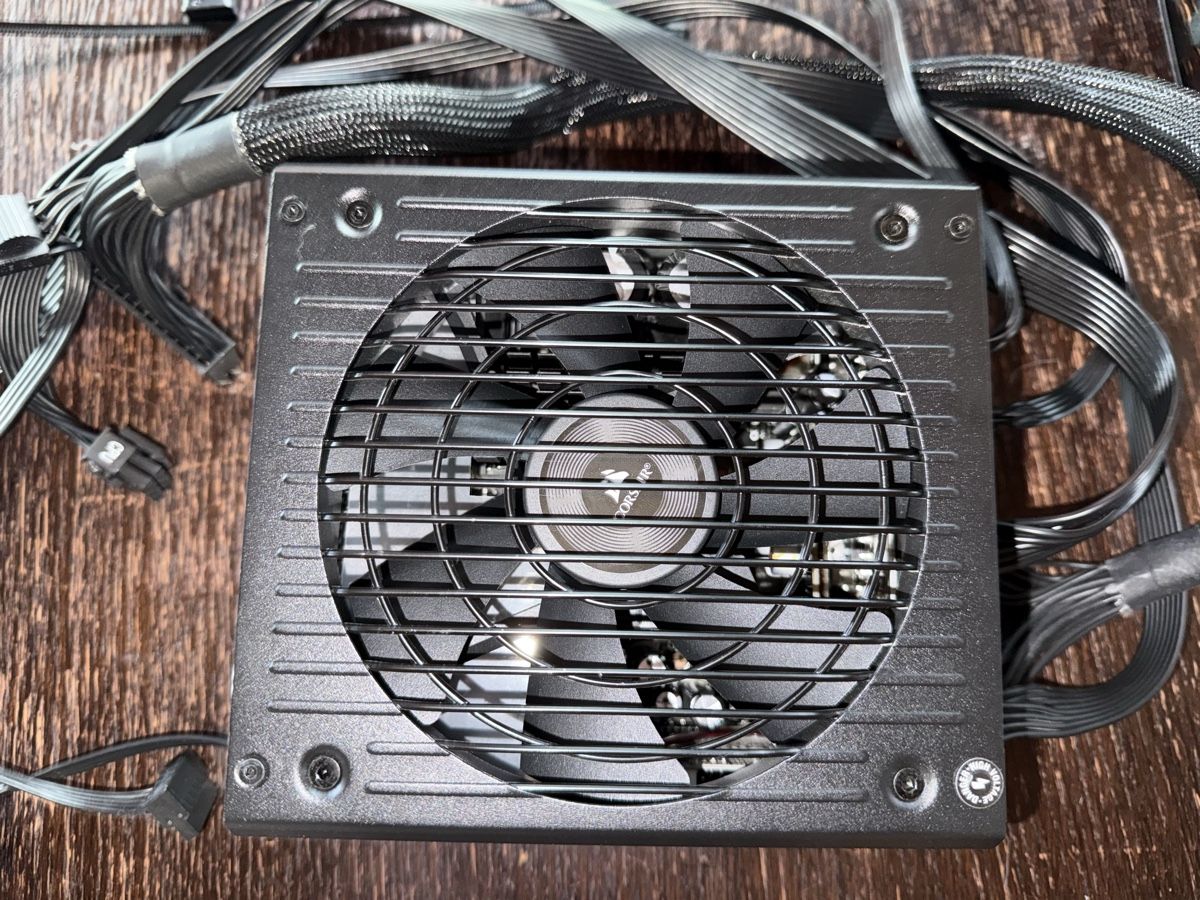Corsair Composants électroniques: Corsair RM650 Netzteil – D'occasion à Elsau par koc_7sx9 1