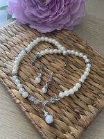 Schmuckset, Perlenkette mit Anhänger und Ohrringe