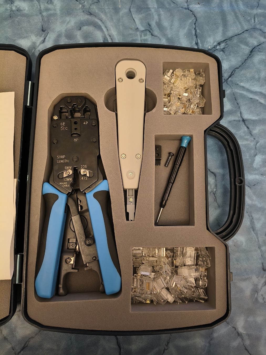 Tutti gli attrezzi: Equip Network Tool Kit for UTP STP Telephone New – Usato da Zürich venduto da TrainLine 1