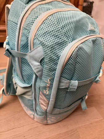 Schulrucksack Satch hellblau