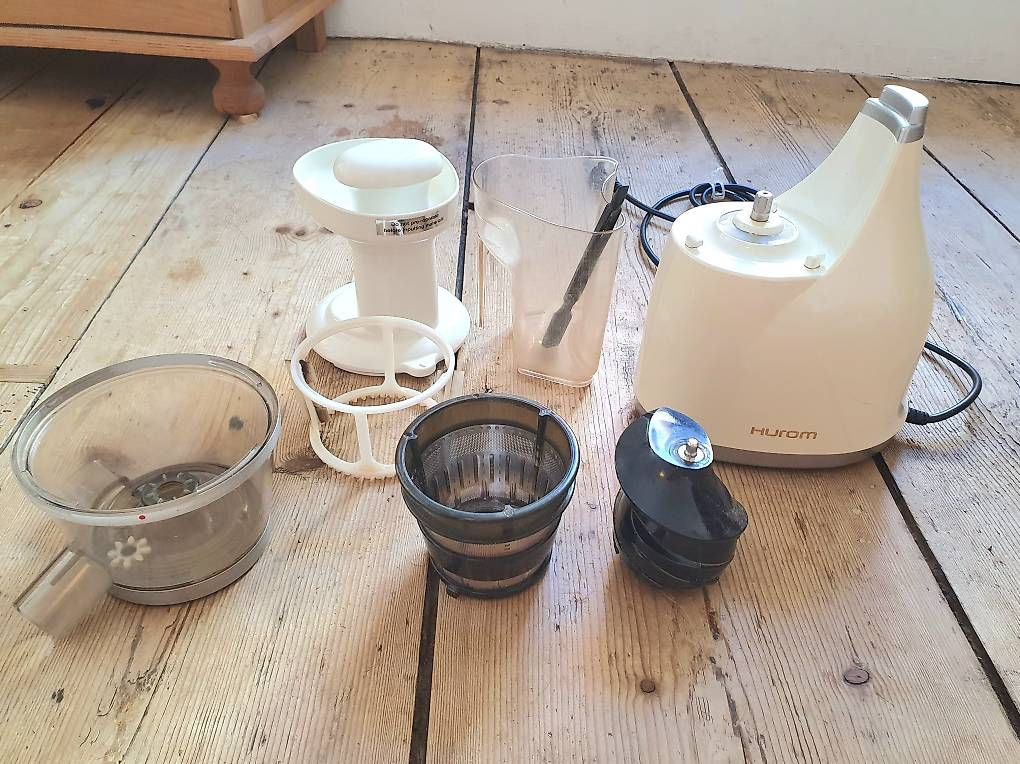Appareils de cuisine: Extracteur de jus Hurom – D'occasion à Vevey par Aude13 3