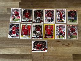 13 Topps Fussball-Cards mit Spielern von Manchester United