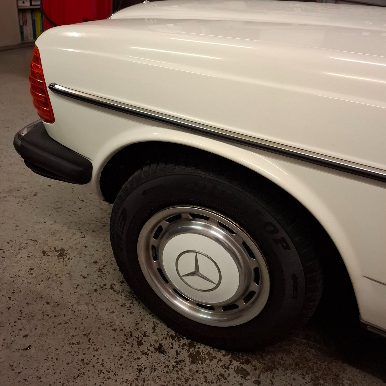 Mercedes-Benz Autos: Merdedes-Benz 230E  123, MFK 10,2025 – Gebraucht aus Adligenswil von Exnovo 7