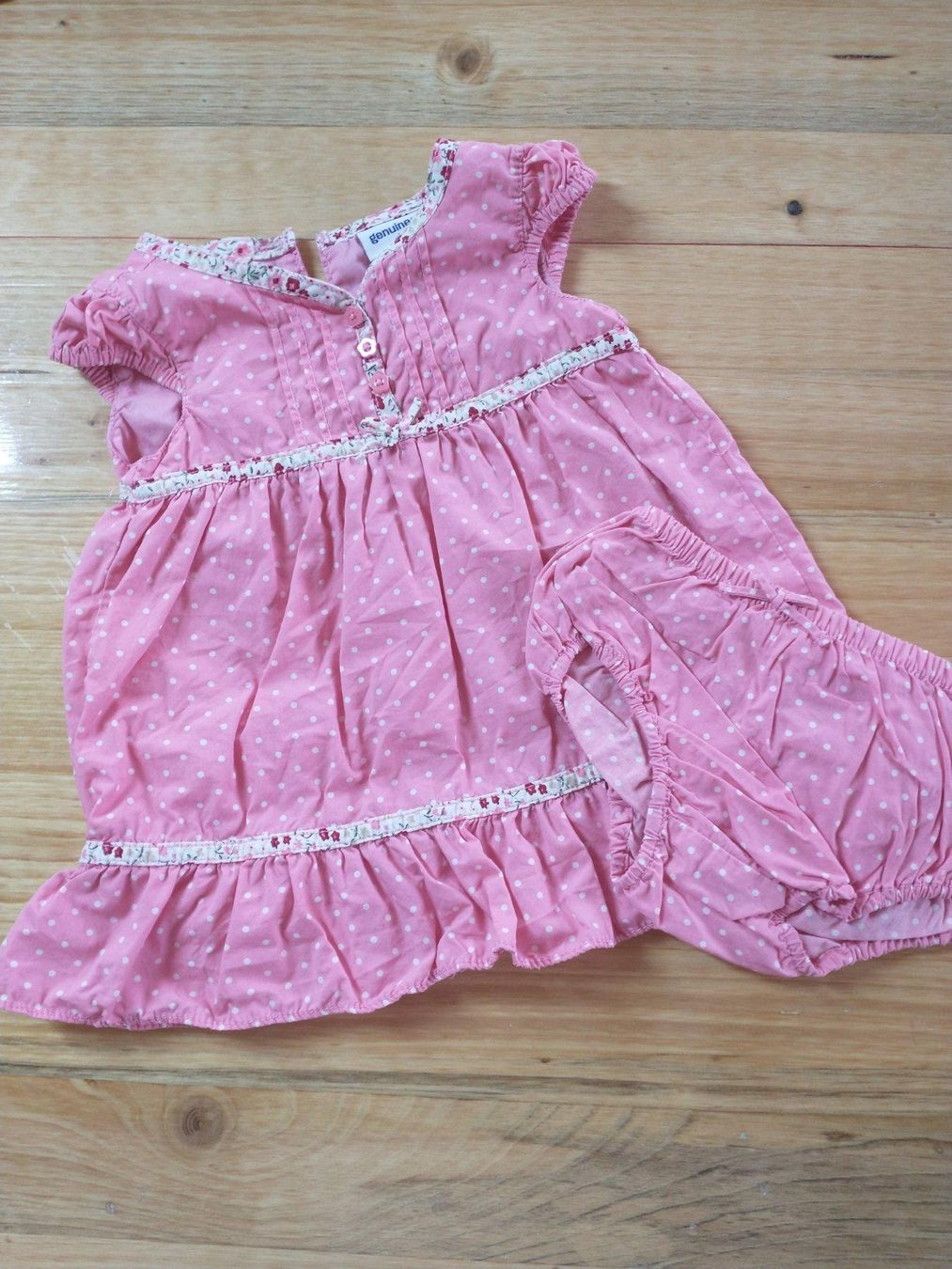 Lotti & Set di vestiti: Süsse Mädchenkleider Set Gr. 62/68 Sommerkleidchen – Usato da Ersigen venduto da she9a 1