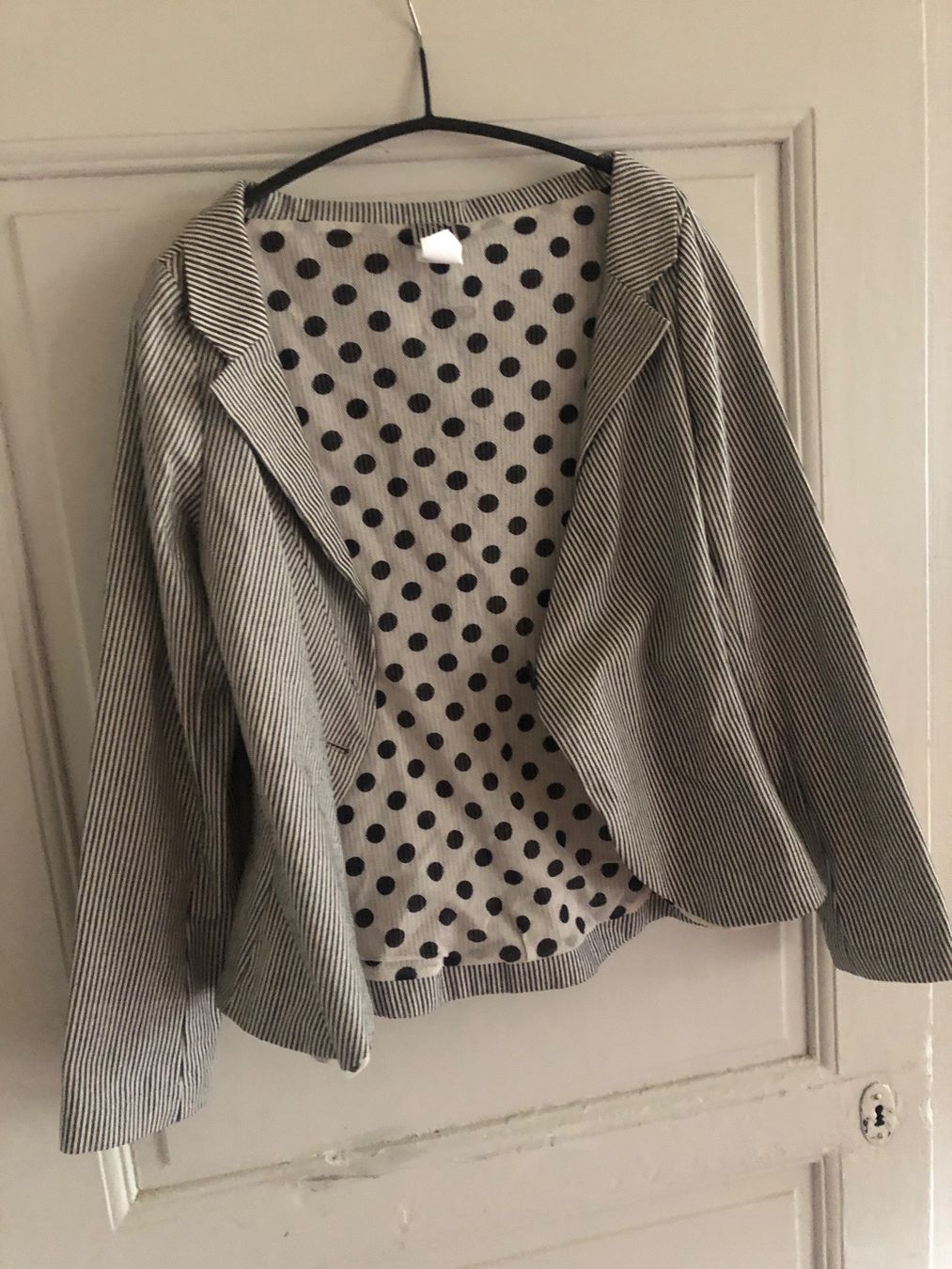 Giacche: Veste Lilith 40 – Nuovo e nell'imballaggio originale da Arnex-sur-Orbe venduto da cameleonfringant 4