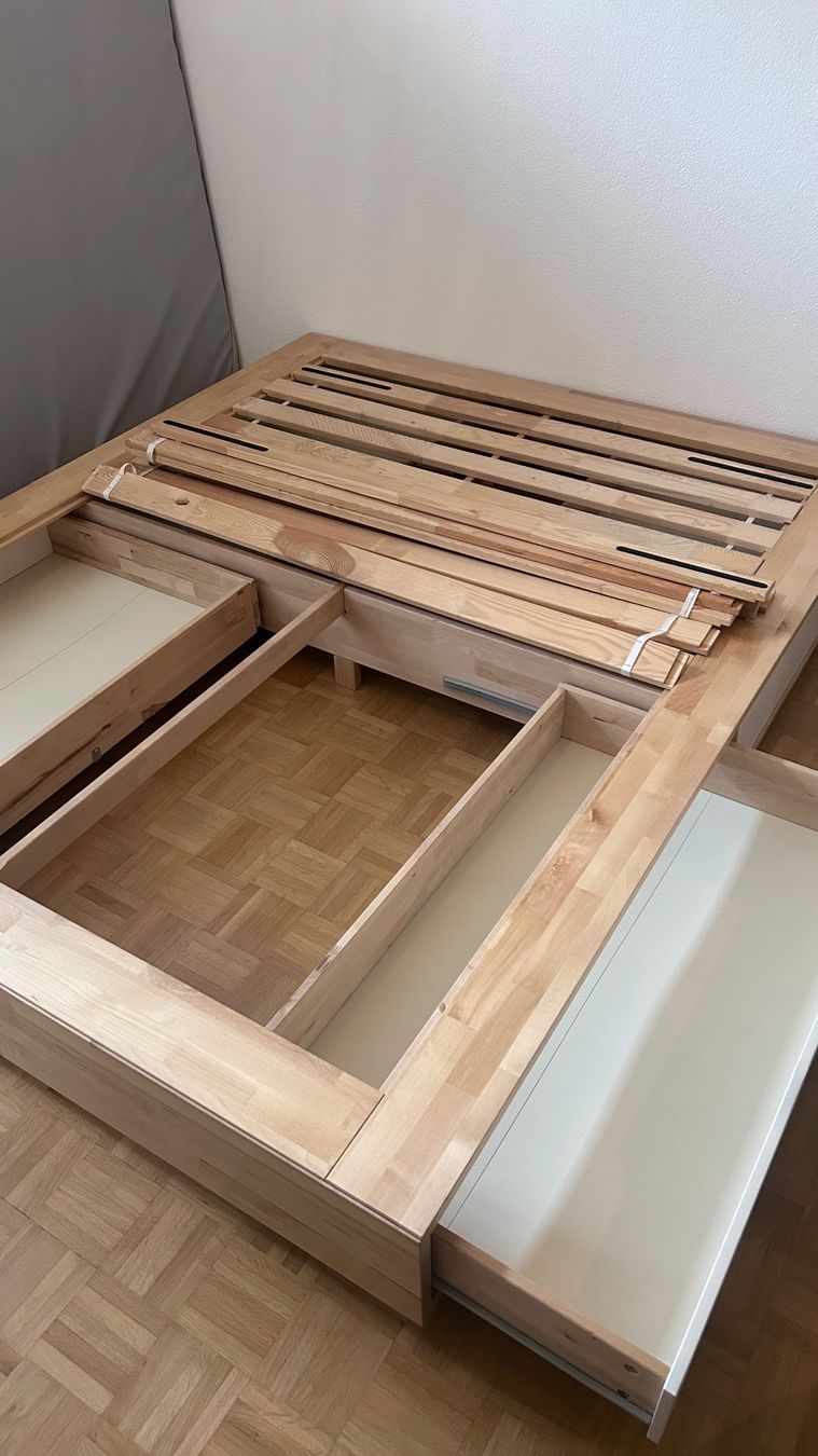 Ikea Lits: Doppelbett mit Schubladen – D'occasion à Bern par huber_92 2