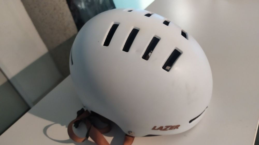 Velo oder Skater Helm Lazer Gr.52-56 (Neu (gemäss Beschreibung)) in ...