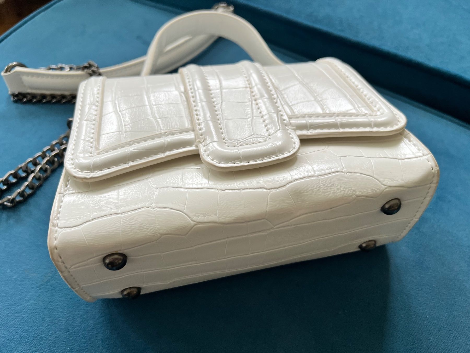 Zara Taschen für Damen: Zara umhängetasche / weiss – Gebraucht aus Effretikon von YaMn 4