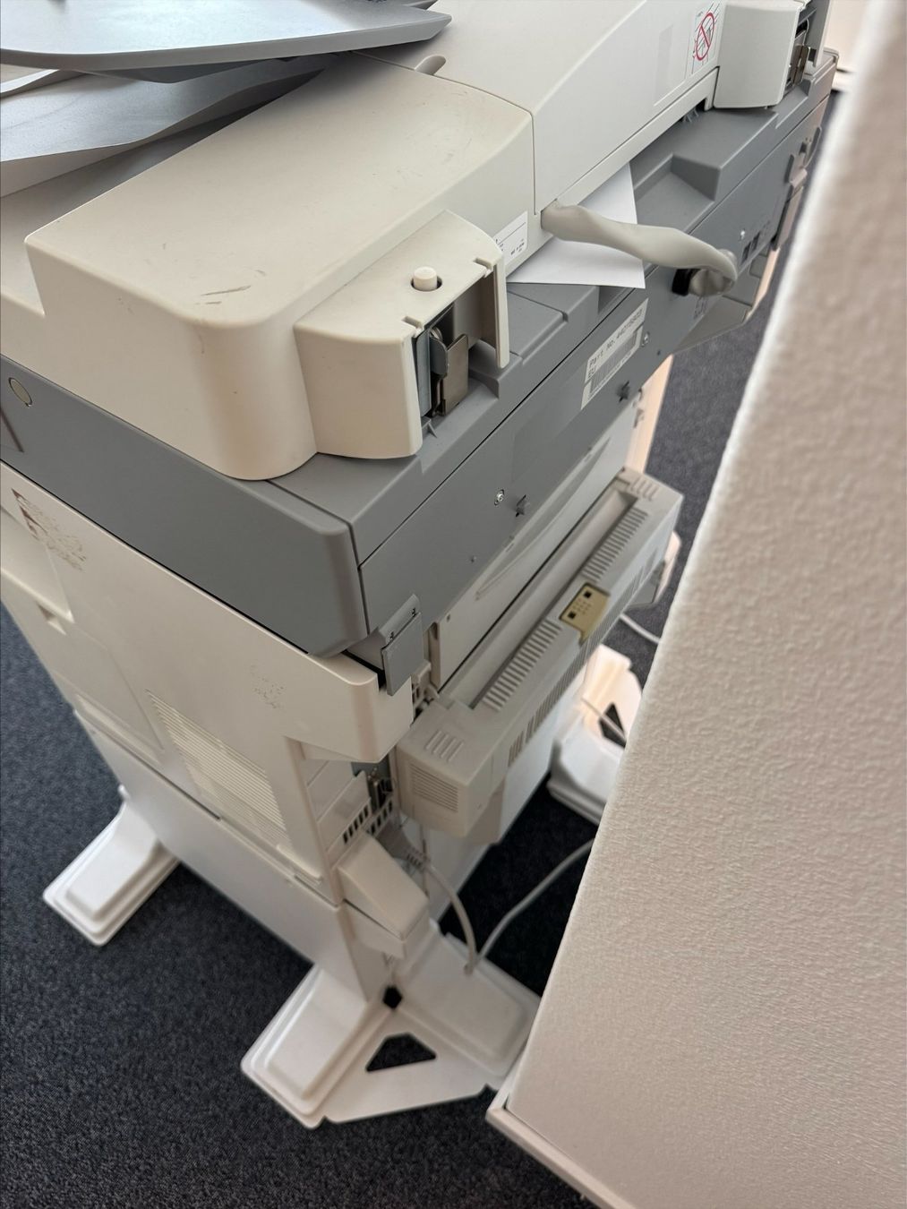 Oki Drucker: OKI MC861 Farb-Multifunktionsdrucker A3 – Gebraucht aus Baar von timeSensorAG 2