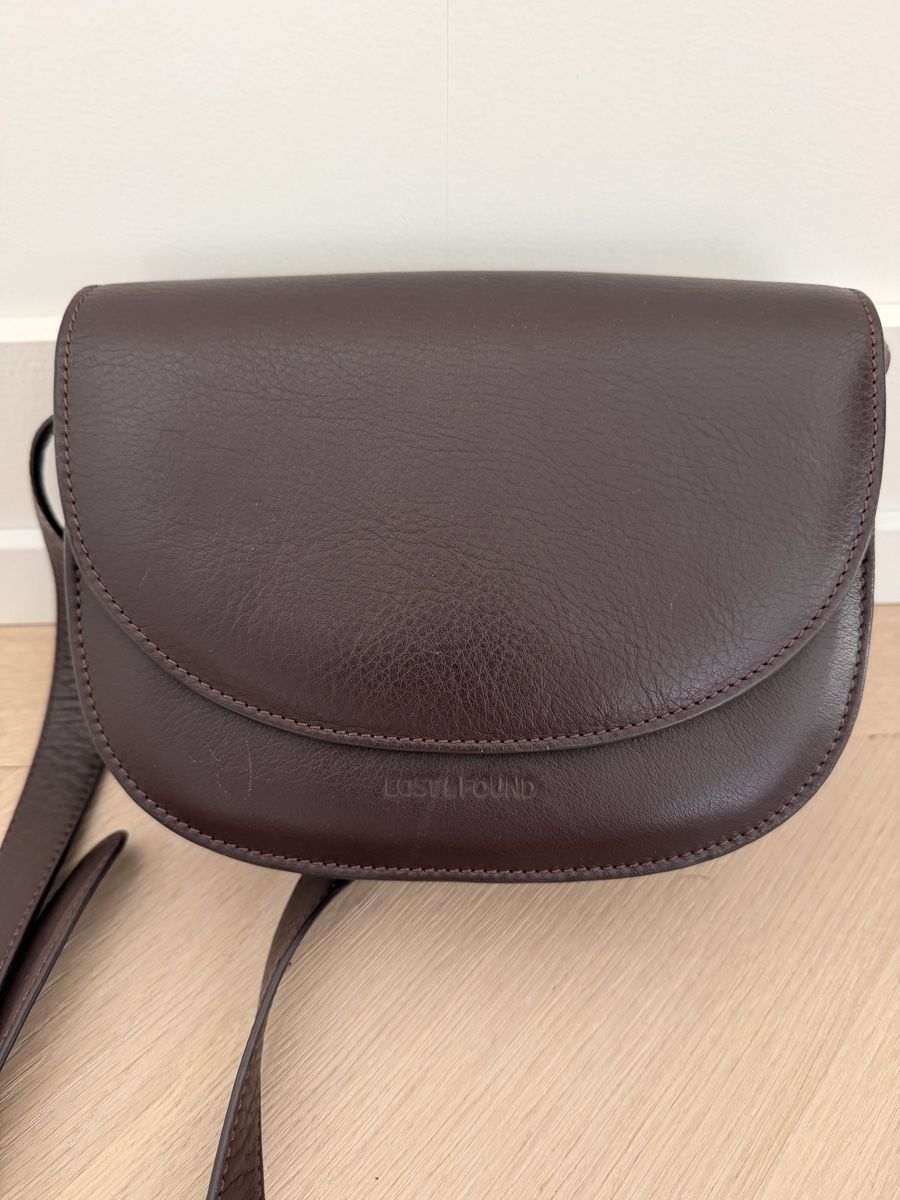 Taschen für Damen: LOST & FOUND Umhängetasche, klein, Plum – Gebraucht aus Rohrbach von WhiteCornus 1