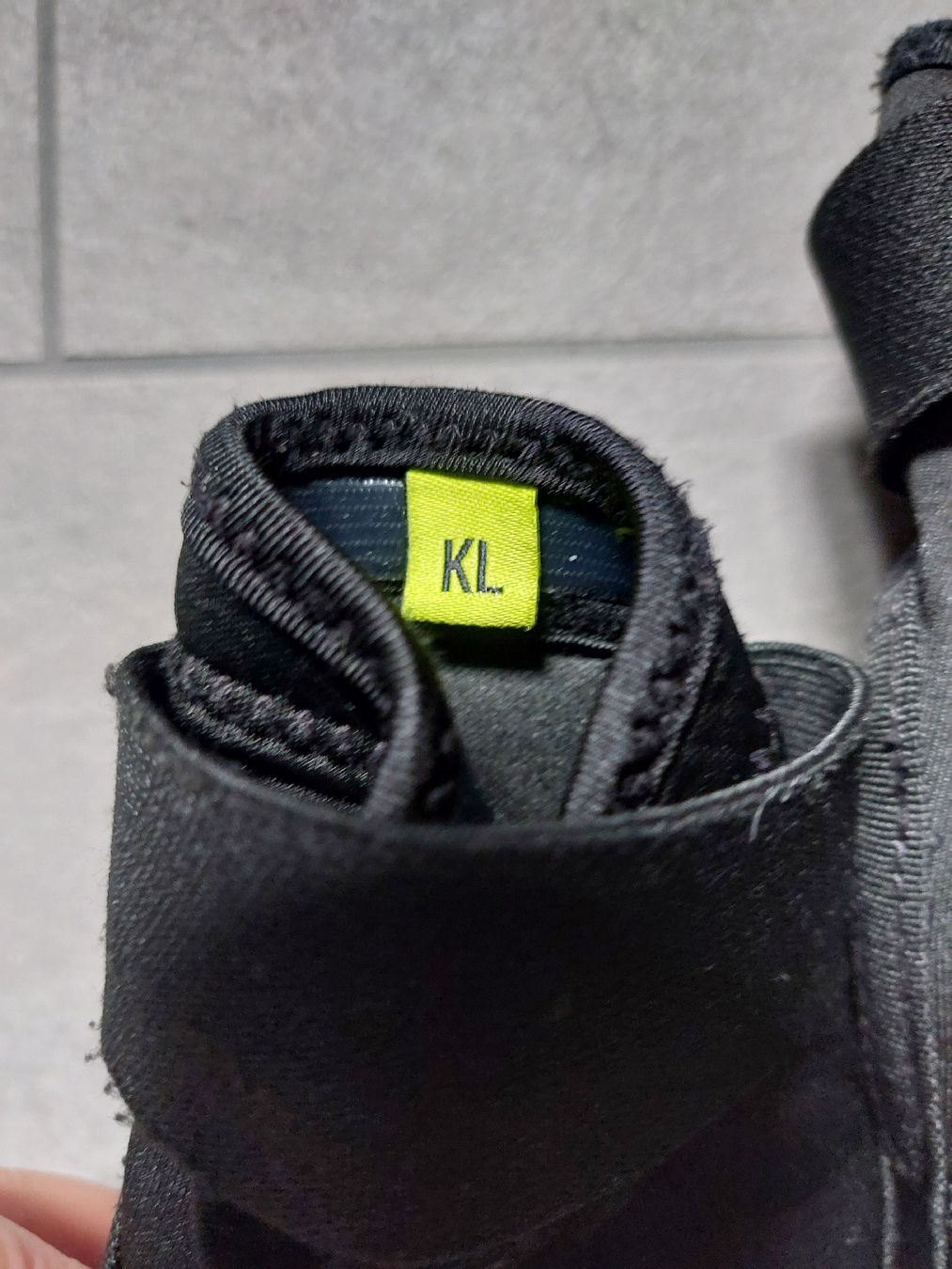 IXS Protezioni & Imbottiture: iXS Hack Ellbogenschoner Grösse KL (Kind)  – Usato da Kerns venduto da cenerentola01 2