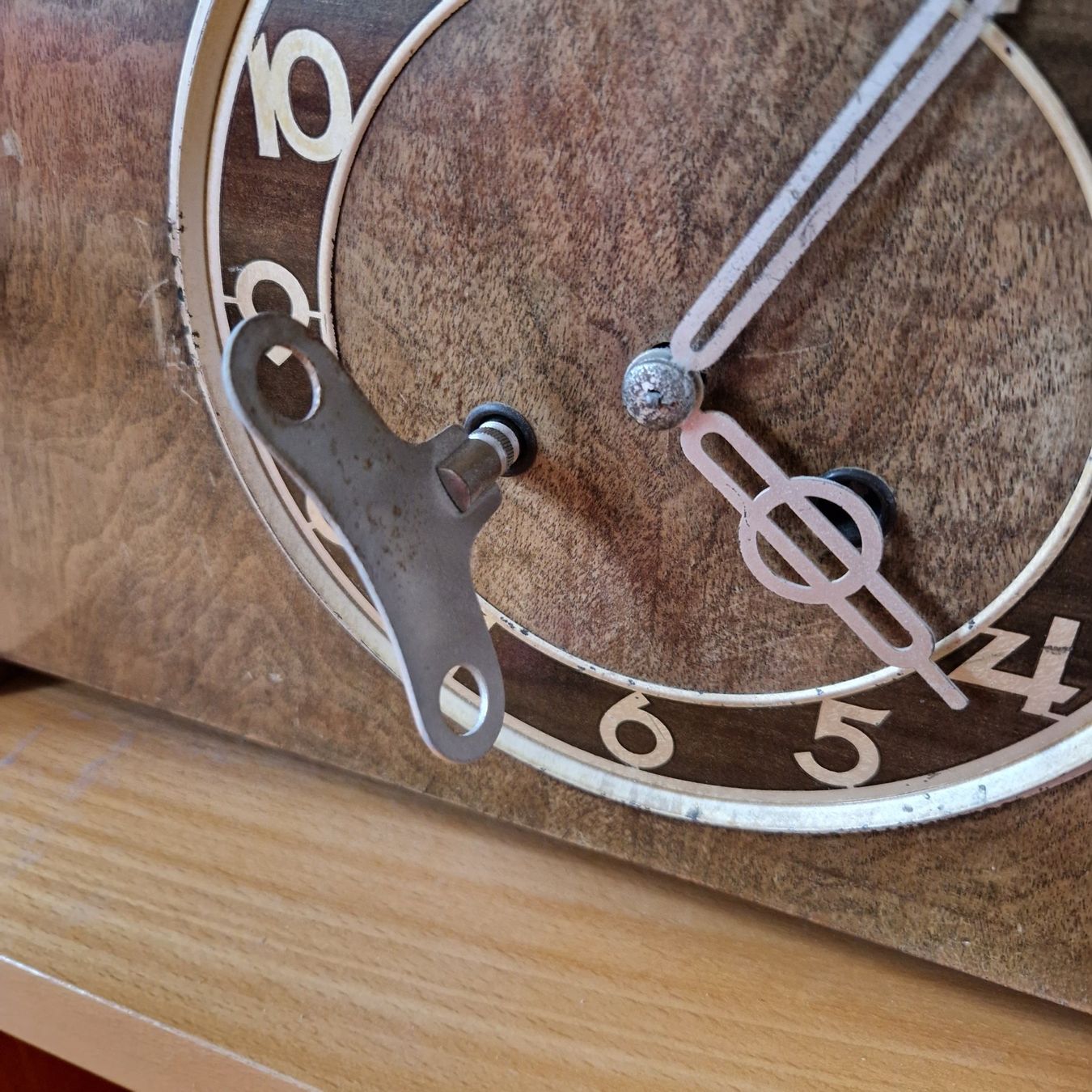 Orologi da terra & Orologi da parete: Mauthe Standuhr – Usato da Rüti ZH venduto da Gigelisuppe 2