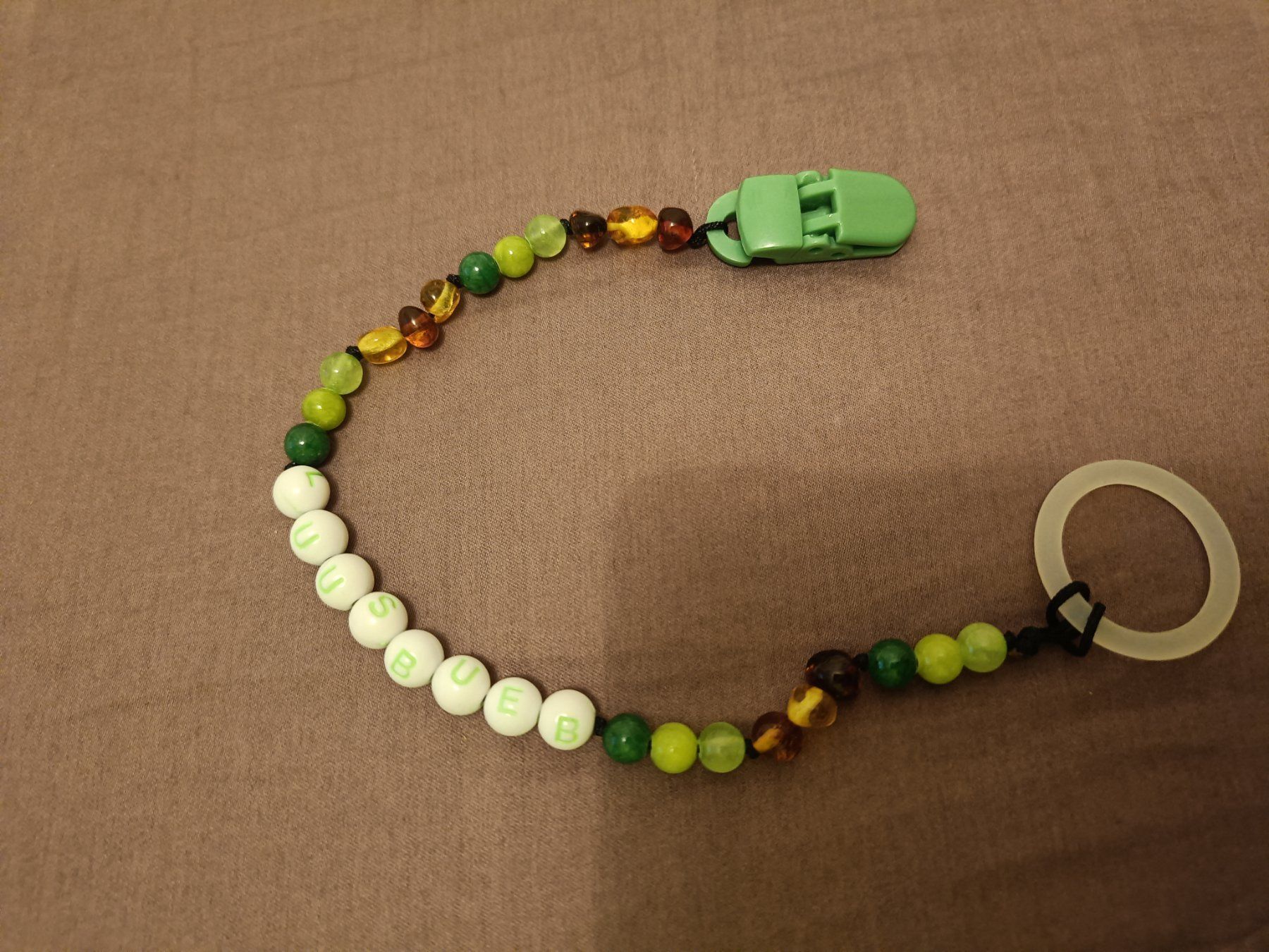 Succhiotti & catenelle porta ciuccio: Nuggikette mit Bernstein Edelstein – Nuovo e nell'imballaggio originale da Jaberg venduto da urig17.