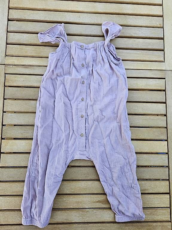Hosen: Sommer Latzhose Gr. 86 – Gebraucht aus Thun von sst_y7mk