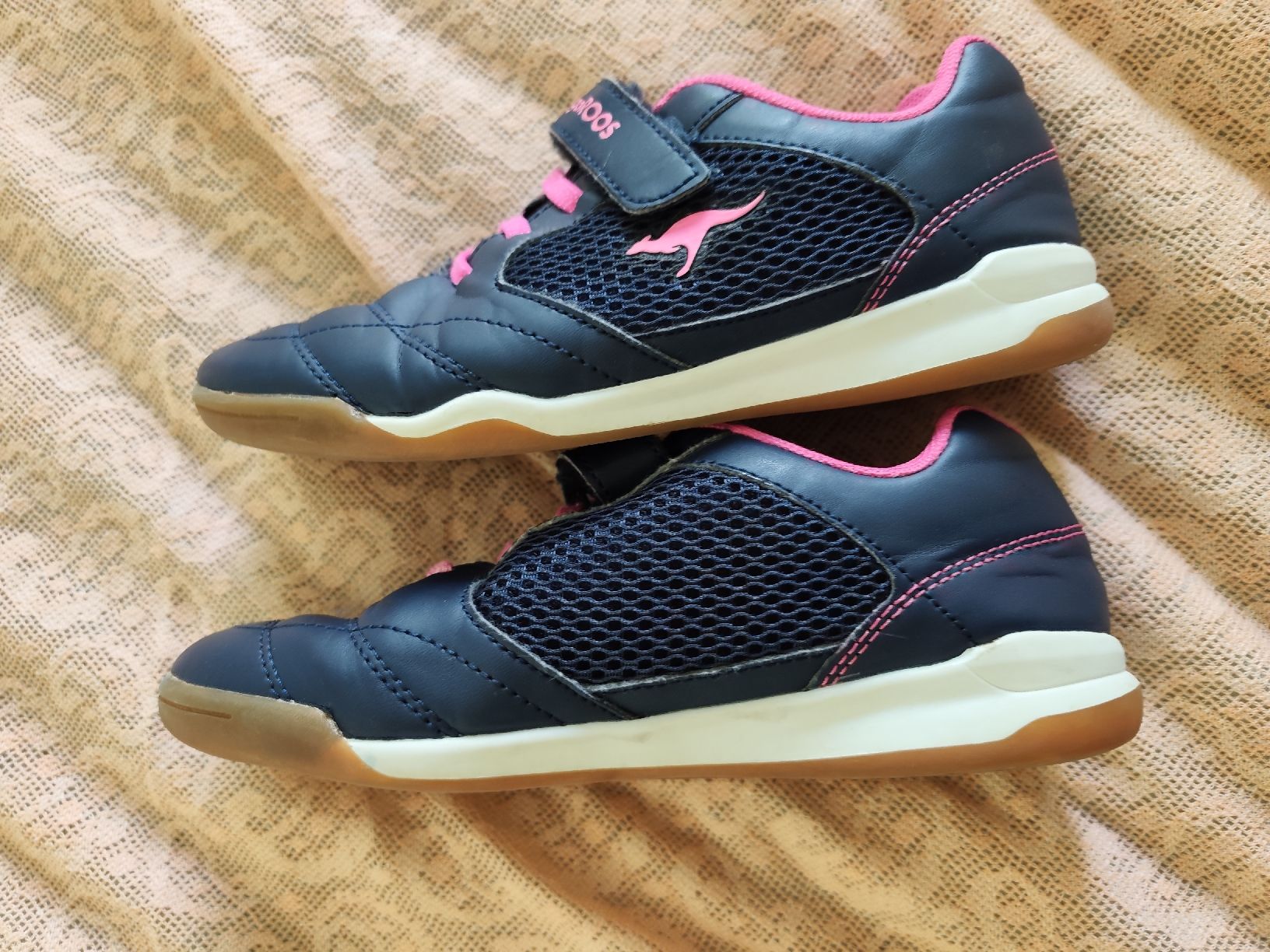 Scarpe per ragazze: kangaroos Hallenturnschuhe gr. 34 – Usato da Muttenz venduto da Hermesvonthan 4