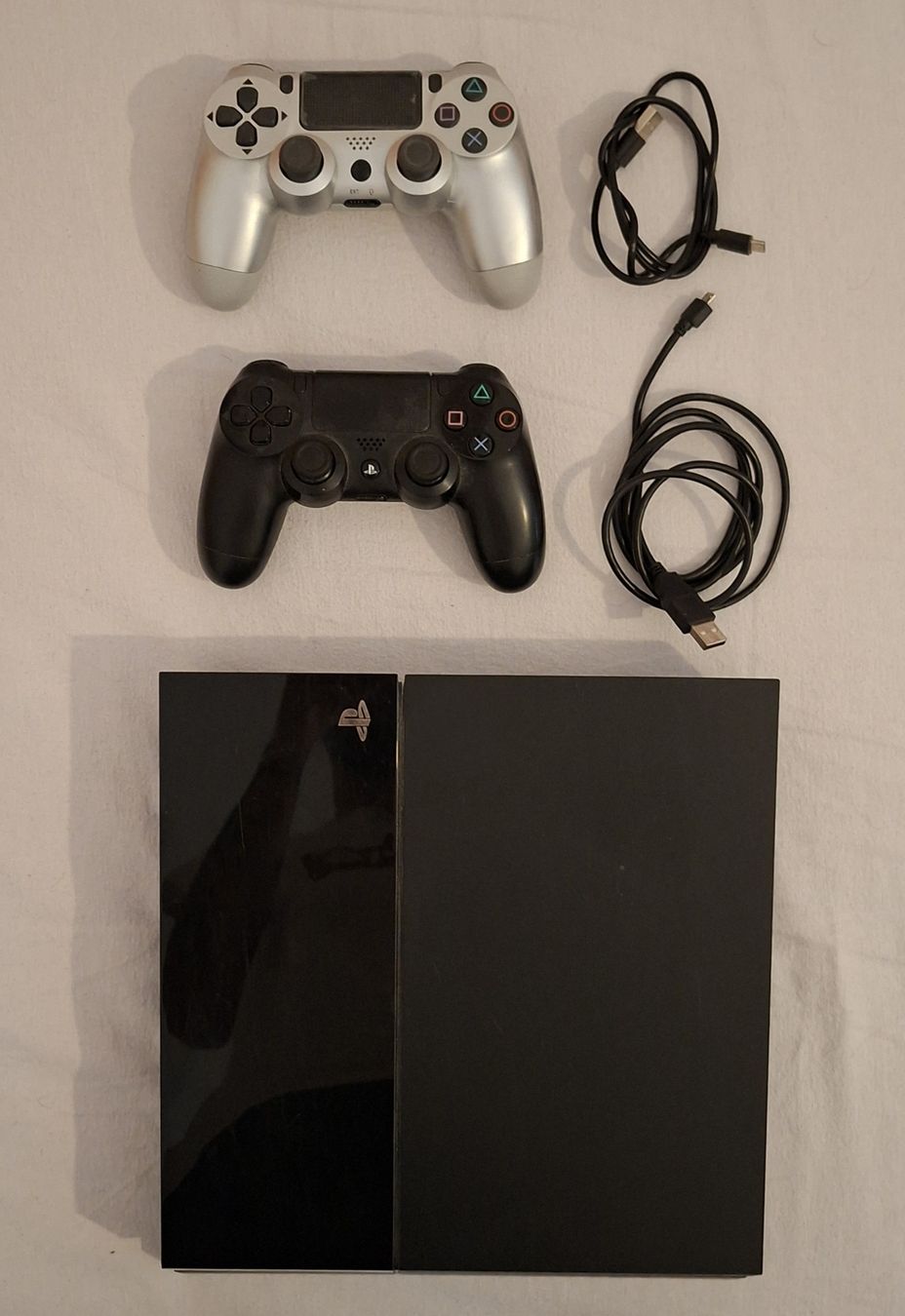 Sony Konsolen: Ps4 – Gebraucht aus Lausanne von sim_7ylx