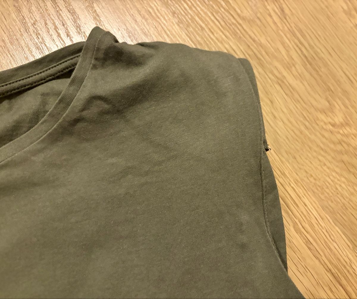 Mango Tops: MNG Top mit Schulterpolster – D'occasion à Baden par Tiffany6878 6