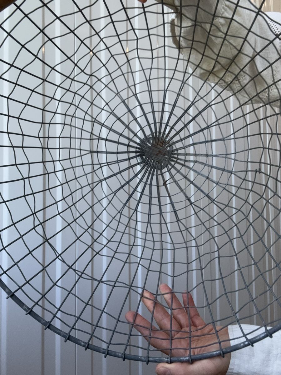 Altro in Antiquarato & Arte: Vintage-Drahtkorb 🧺  – Usato da Bern venduto da wisemagpie 3