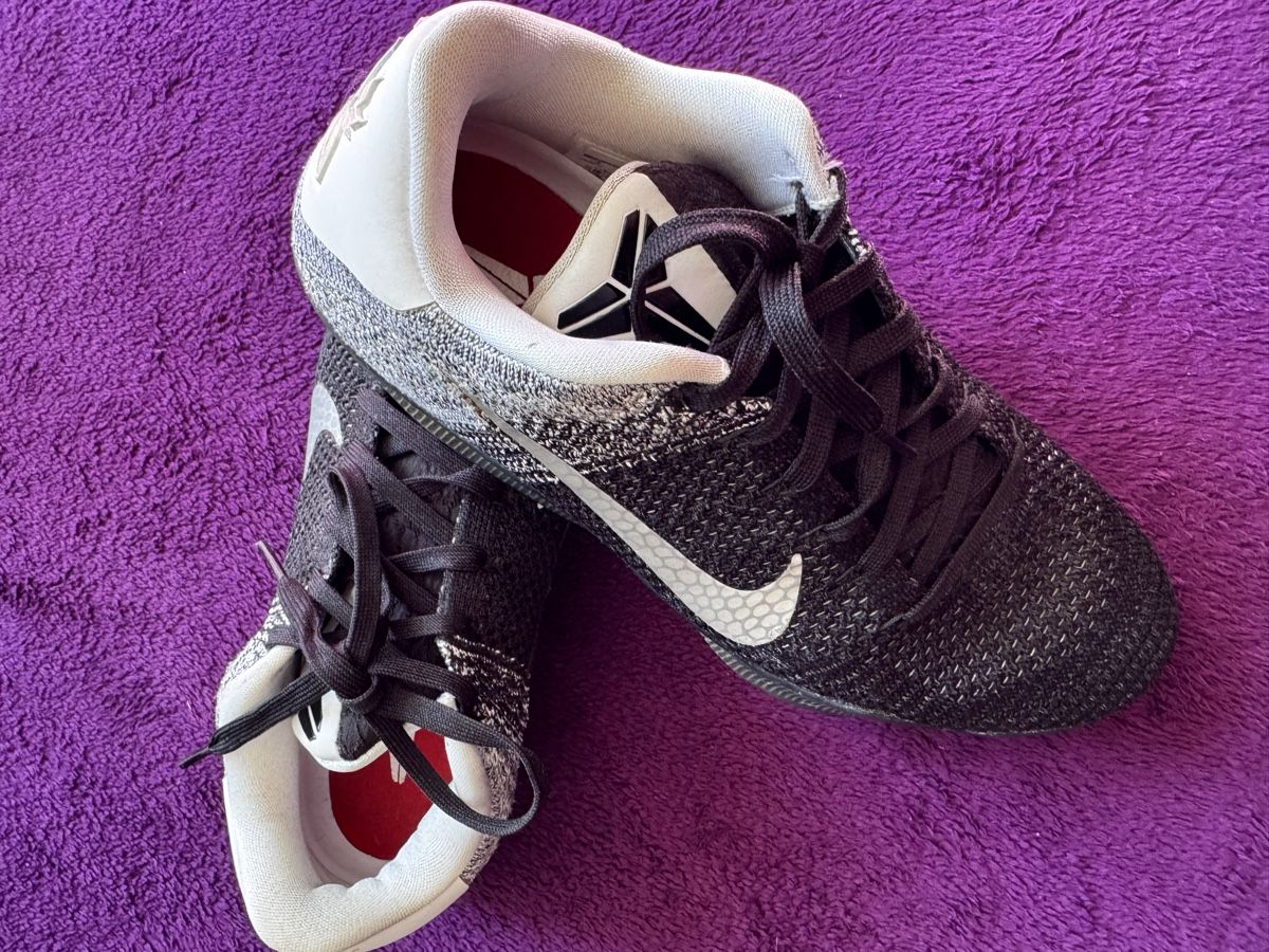 Nike Scarpe da uomo: Nike Kobe XI 11 Elite Low Gr. 41 – Usato da Kehrsatz venduto da Adrenalina1 1