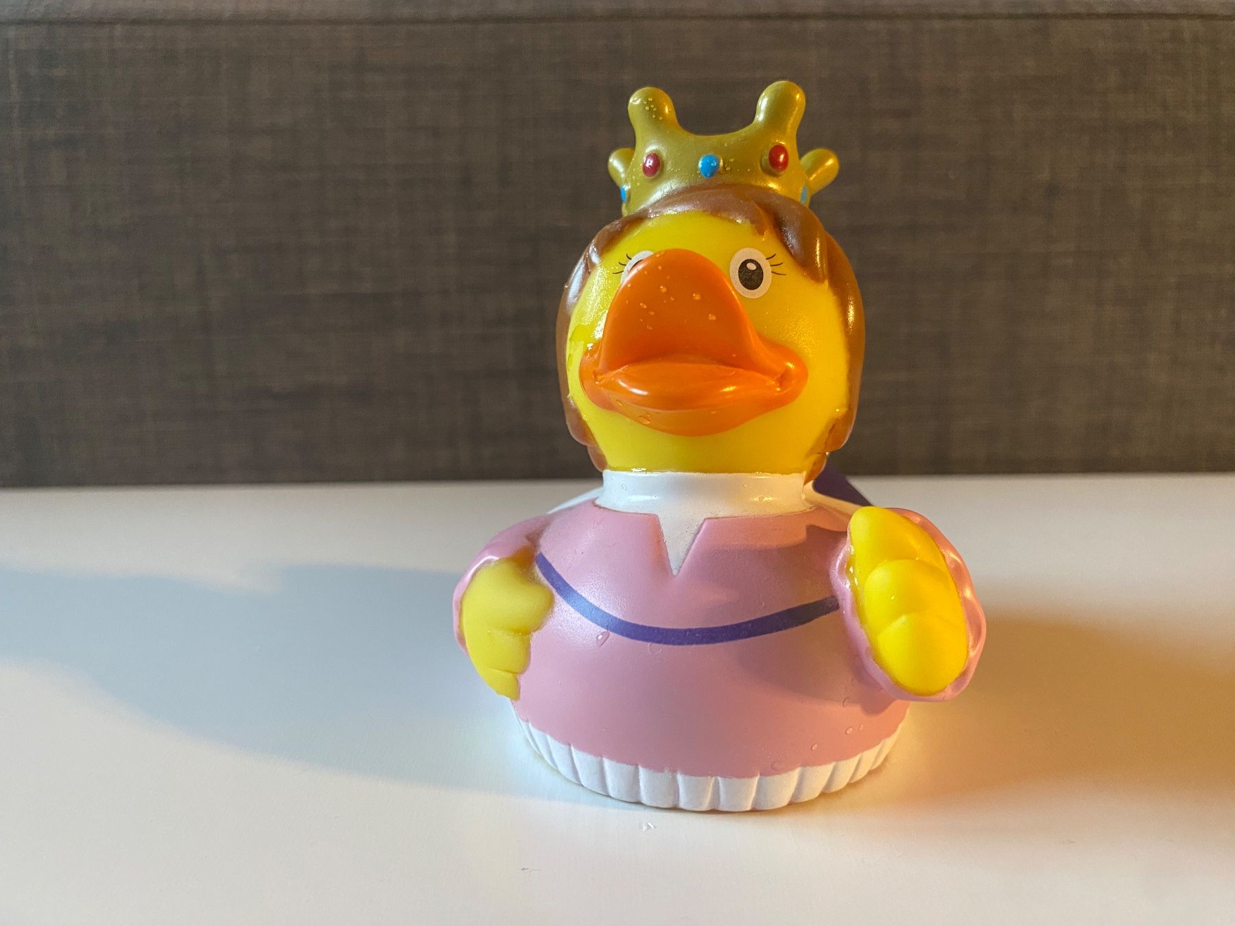 Spielzeuge: Badeente Königin – Gebraucht aus Vilters von Zwaergli13 1
