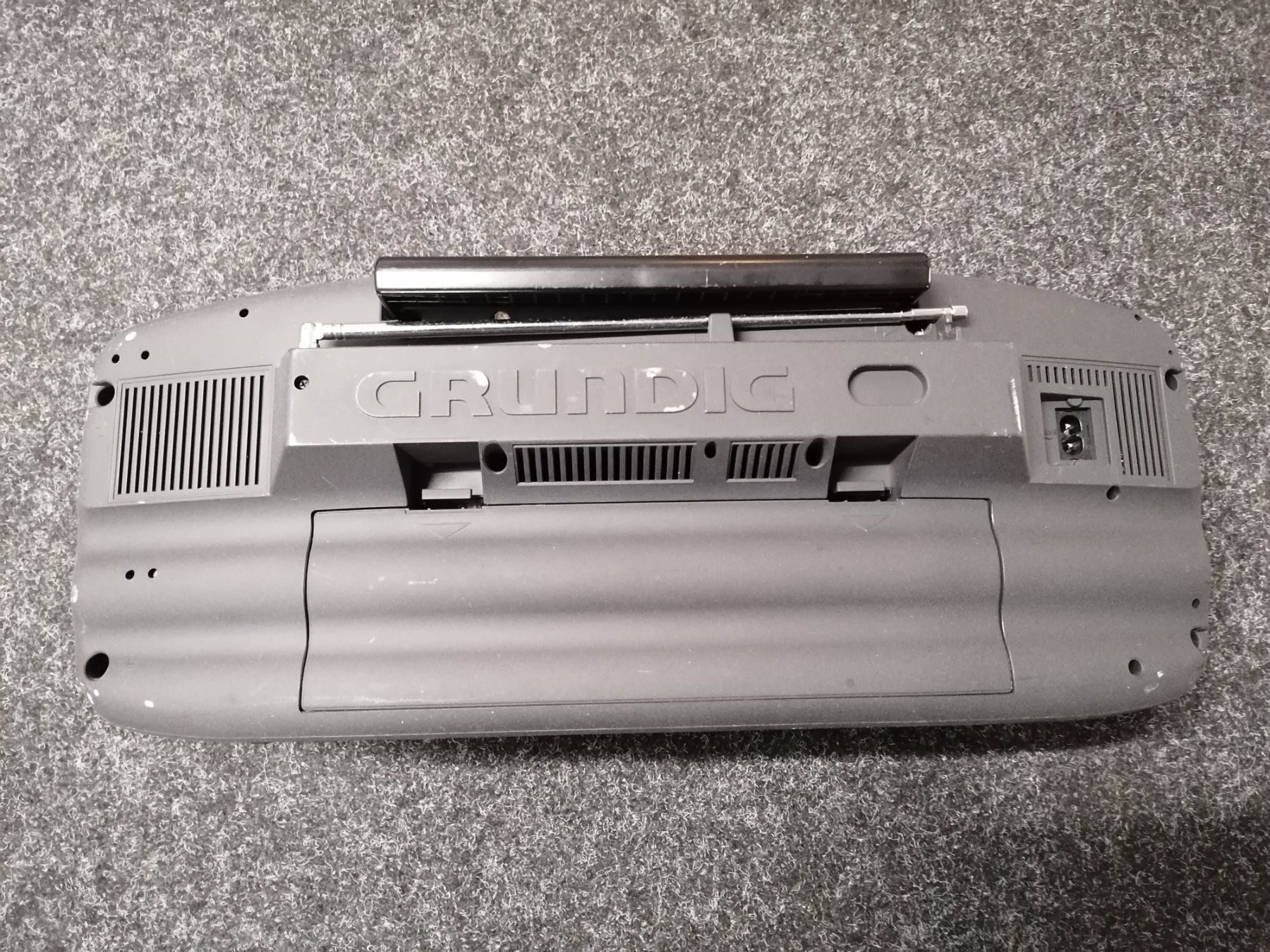 Grundig Lecteur multimedia & Streamer: Grundig – Défectueux à Geroldswil par carcan1707 3