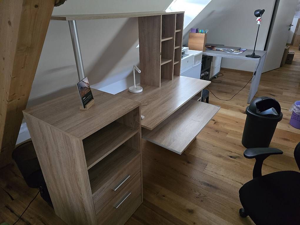 Schreibtische: Bürotisch/ Schreibtisch – Gebraucht aus Buchs LU von san_df8f 4