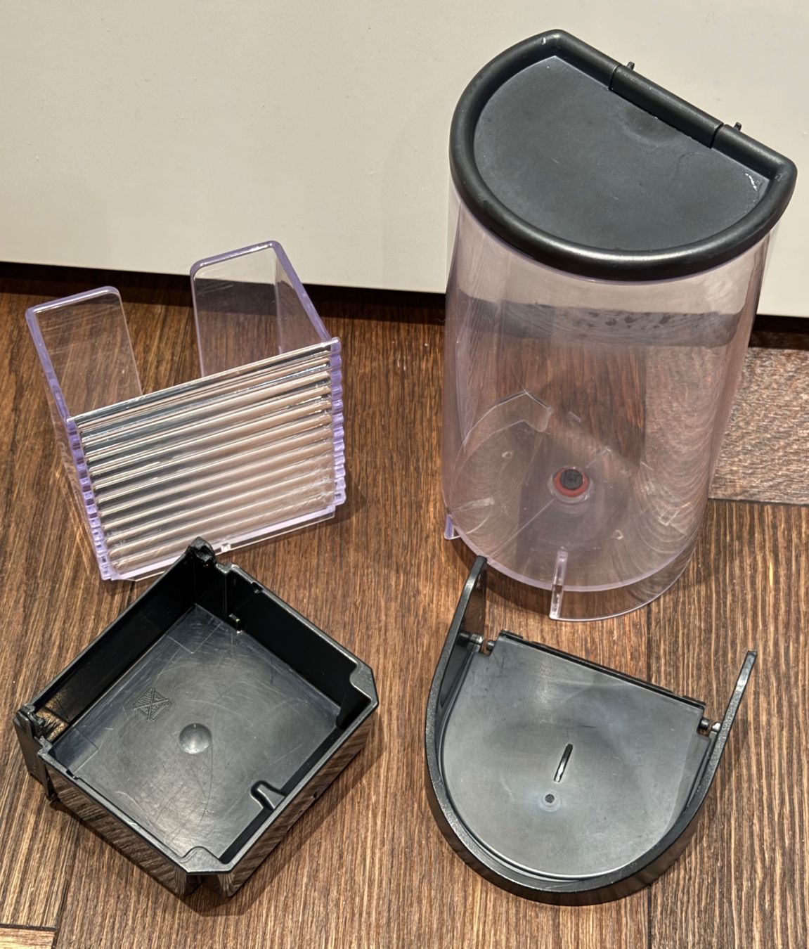 Nespresso Macchine per caffè & Macchine per espresso: Nespresso Kaffeemaschine Ersatzteile – Usato da Thalwil venduto da chino25 1
