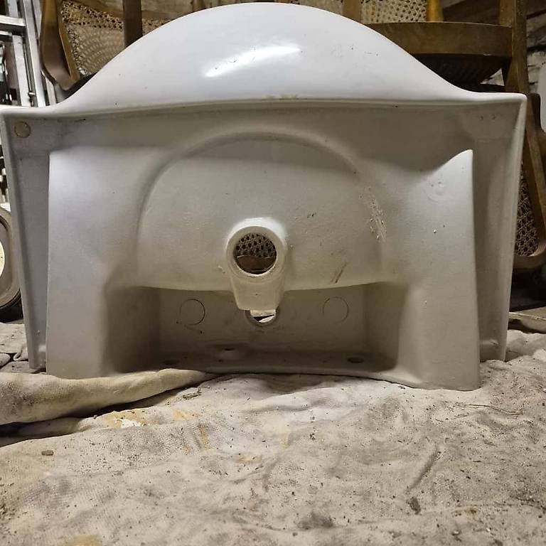 Lavabi & lavandini: Weisses Lavabo / Waschbecken gebraucht – Usato da Basel venduto da Lilly01 1