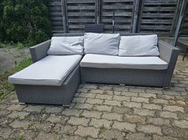Gartenlounge aus Rattan, grau, neuwertig, Top Zustand!