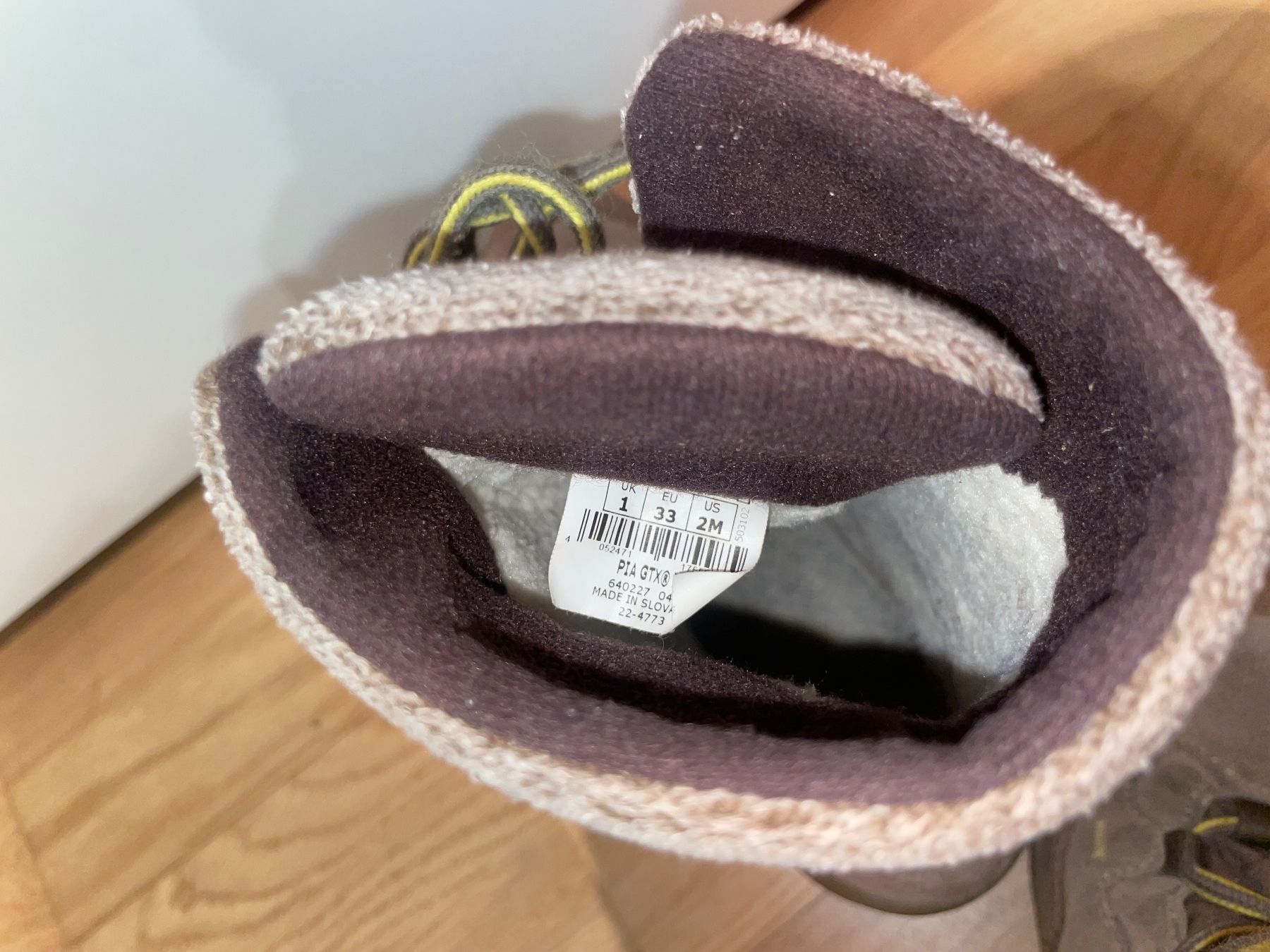 Lowa Scarpe per ragazze: Lowa Winterstefel Gr. 33 Mädchen – Usato da Emmen venduto da Manu4414 1