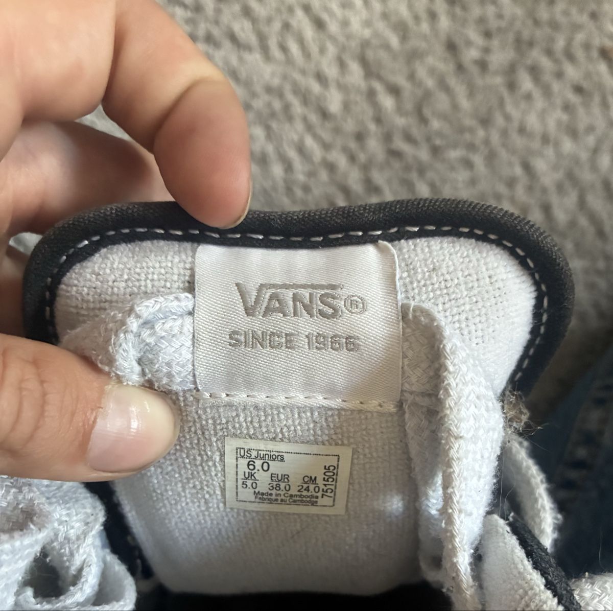 Vans Chaussures hommes: Vans Knu school - Gr. 38 – D'occasion à Gelterkinden par lgx2h3lm5 3