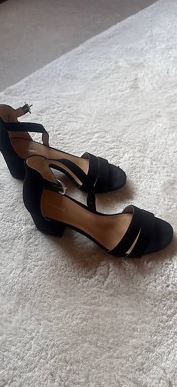Scarpe da donna: Graceland Stiefelette Grösse 38 schwarz  – Usato da Rünenberg venduto da Dgn_63