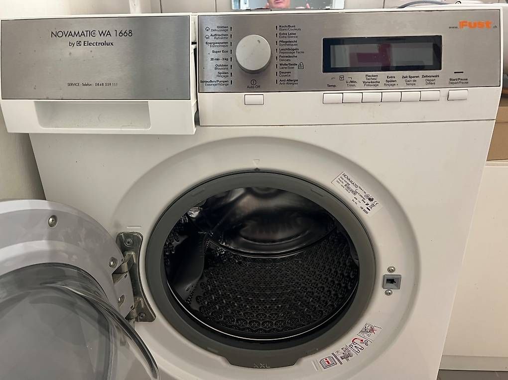 Lavatrici: Waschmaschine Novamatic WA 1668  – Usato da Uitikon Waldegg venduto da ongoof