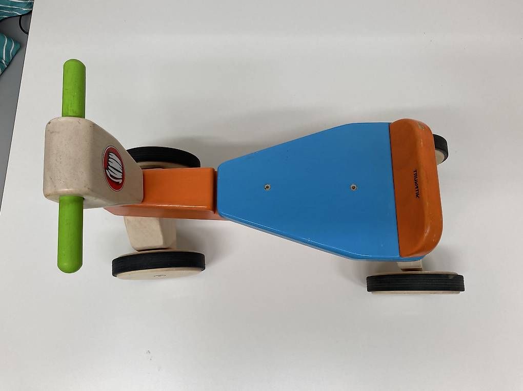Veicoli per bambini: Kinder Fahrzeug  – Usato da zürich venduto da Apfel2 3