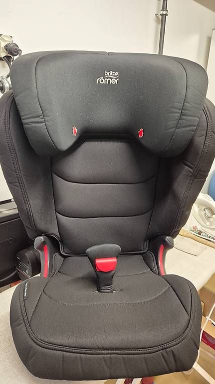 Britax Römer Sièges auto: Britax Römer kidfix III M – D'occasion à Münchwilen TG par Sqyntz