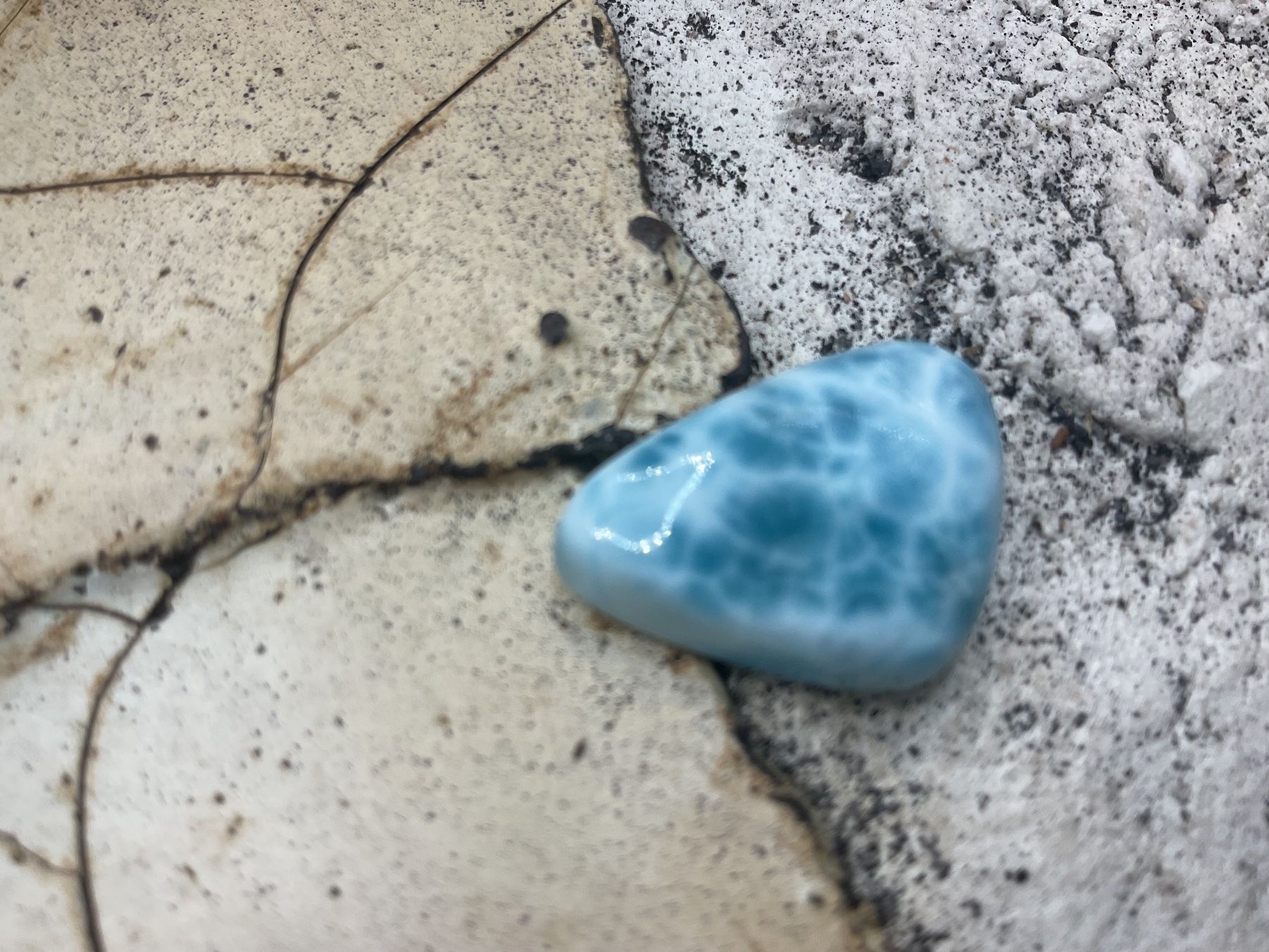 Pietre preziose: Grosser Larimar mit sehr schönem Muster – Nuovo (secondo la descrizione) da luzern venduto da Alpendorf1 1