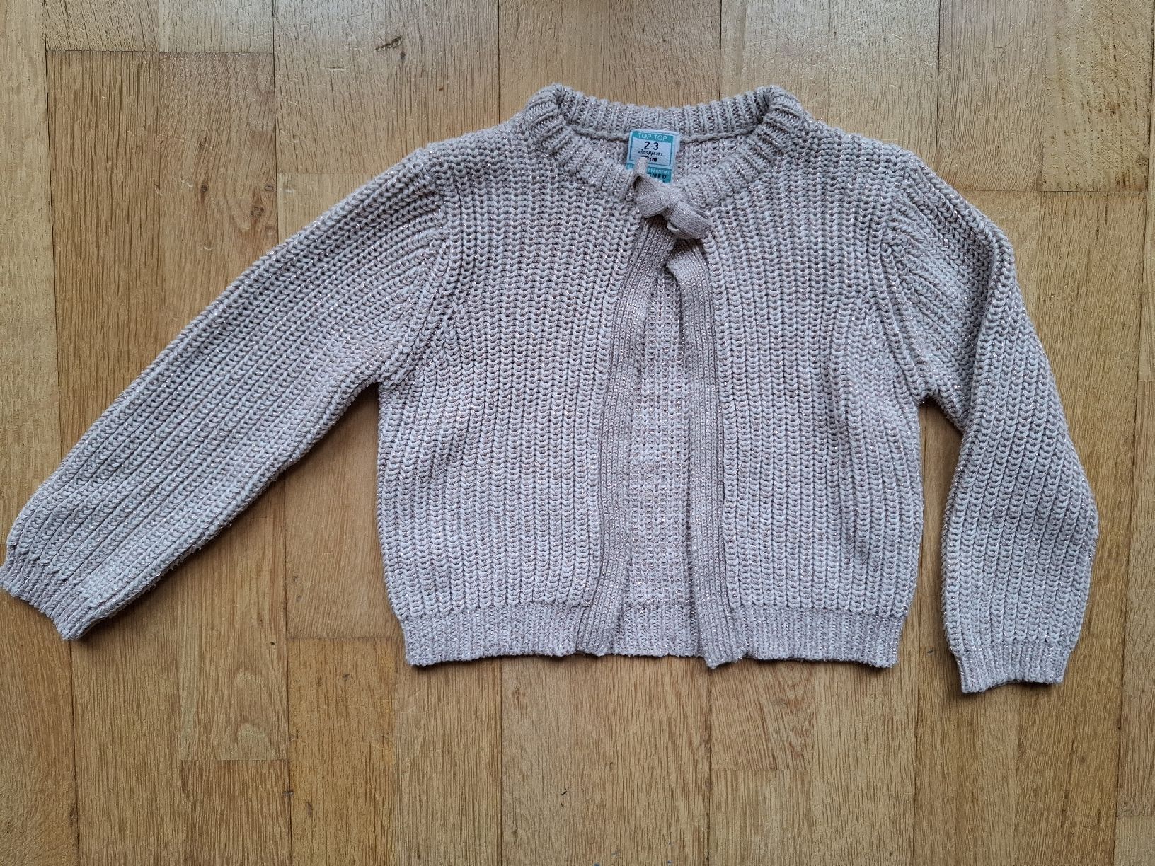 Giacche & Cappotti: Top  Strickjacke, beige mit Glitzer, Grösse 98 – Usato da Biel/Bienne venduto da AvasTheGreatest